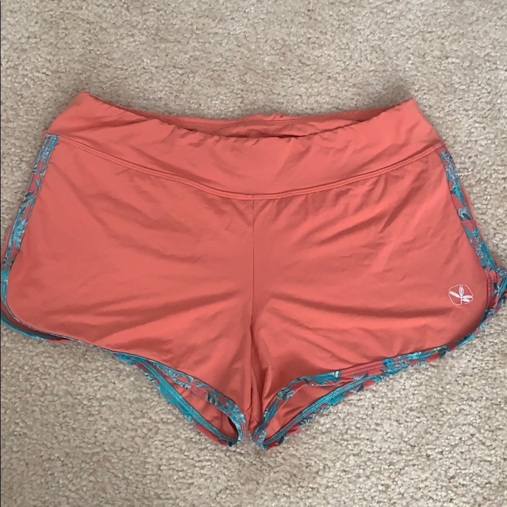 Carve designs women’s shorts